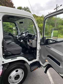 2025 Fuso Canter 515 White