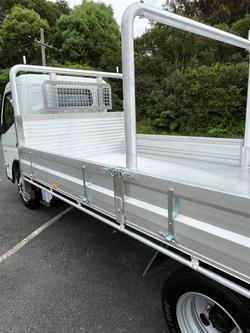 2025 Fuso Canter 515 White