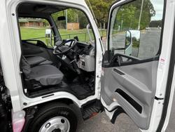 2025 Fuso Canter 515 White