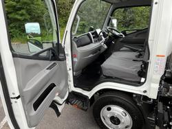 2025 Fuso Canter 515 White