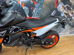 2024 Ktm 890 SM-T BLACK