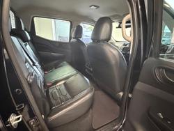 2021 Nissan Navara PRO-4X