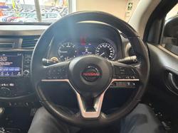 2021 Nissan Navara PRO-4X