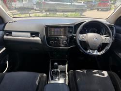 2017 Mitsubishi Outlander LS Safety Pack ZK MY17 4X4 On Demand White