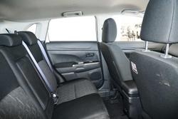 2025 Mitsubishi ASX LS