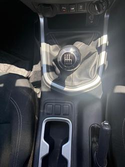 2021 Nissan Navara ST-X