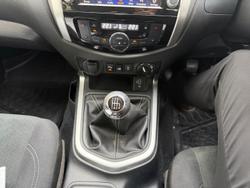 2021 Nissan Navara ST-X