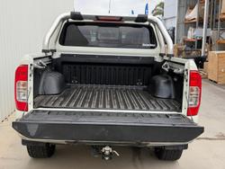 2021 Nissan Navara ST-X
