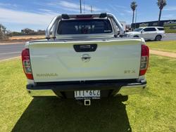 2021 Nissan Navara ST-X