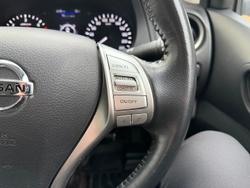 2021 Nissan Navara ST-X