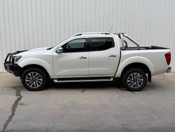 2021 Nissan Navara ST-X