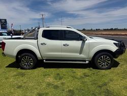 2021 Nissan Navara ST-X