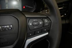 2025 Isuzu D-MAX LS-U