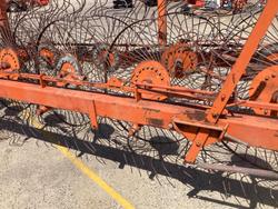 1990 Taege 12 Wheel Rake