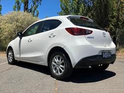 2015 Mazda 2 Maxx