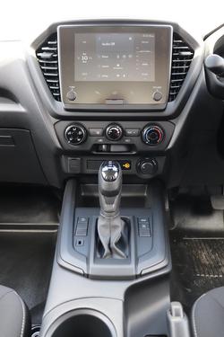 2025 Isuzu D-MAX SX