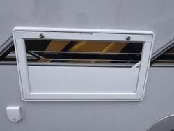 2025 Avan Ovation M11