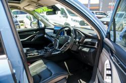 2023 LDV D90 Executive