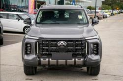 2025 LDV D90 Executive