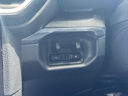 2024 Ford Everest Platinum