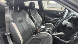 2014 Hyundai Veloster SR Turbo