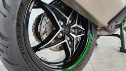 2018 Kawasaki Ninja H2 SX SE (ZX10002B) Ninja H2 Green