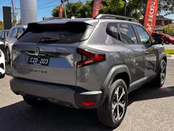 2025 Renault Duster Techno