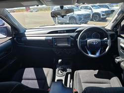 2018 Toyota Hilux 4X4 2.8L DSL D/C/C 6AT SR Glacier White