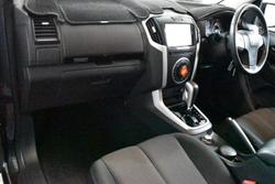 2020 Isuzu MU-X LS-U