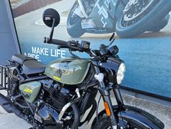 2025 ROYAL ENFIELD (SEE ALSO ENFIEL SHOTGUN 650 Green