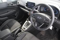 2025 Hyundai Venue Active
