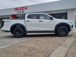 2025 Isuzu D-MAX X-TERRAIN