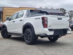 2025 Isuzu D-MAX X-TERRAIN