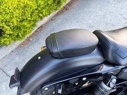 2019 HARLEY-DAVIDSON XL883N IRON 883 Black