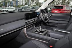 2025 MG MGU9 Explore