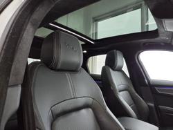 2023 Jaguar F-PACE P250 R-Dynamic SE