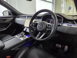 2023 Jaguar F-PACE P250 R-Dynamic SE