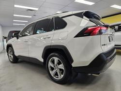 2021 Toyota RAV4 GXL AXAH52R Glacier White