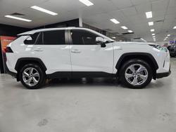 2021 Toyota RAV4 GXL AXAH52R Glacier White