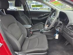 2017 Hyundai i30 Active PD MY18 Fiery Red