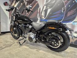 2025 Harley-Davidson Street Bob 117 (FXBB) Softail Black