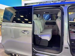 2025 Volkswagen ID. Buzz Pro BEV560