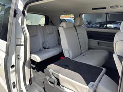 2025 Volkswagen ID. Buzz Pro BEV560