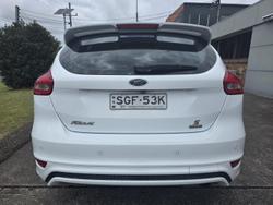 2016 Ford Focus Sport LZ Frozen White
