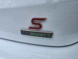 2016 Ford Focus Sport LZ Frozen White