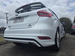 2016 Ford Focus Sport LZ Frozen White