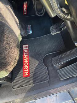 2013 Kenworth T909 600,000KMS GENUINE - 140t GCM