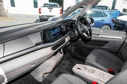 2025 Volkswagen Multivan TDI360 Life