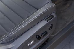 2025 Volkswagen Multivan TDI360 Life