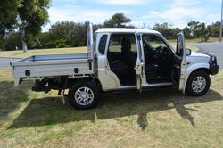 2022 Mahindra PIK-UP S11